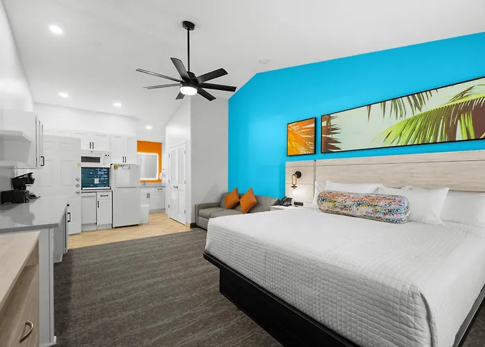 Grand Palms