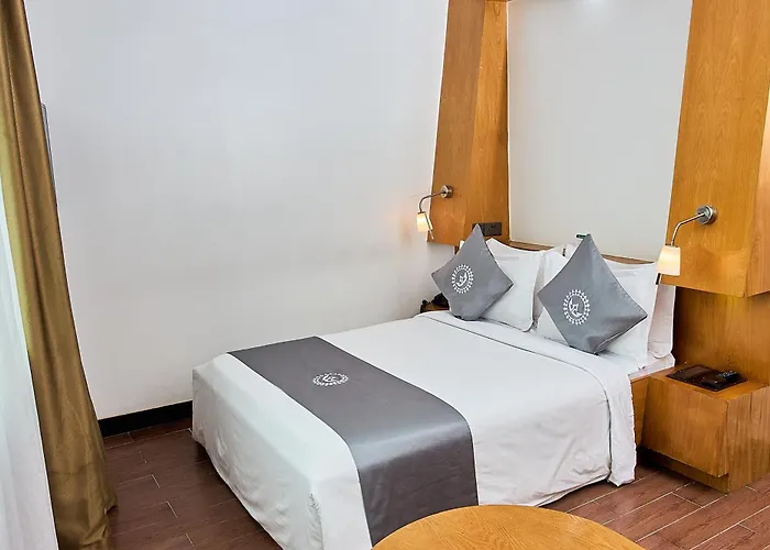 In Luxury hotels La Maison Royale