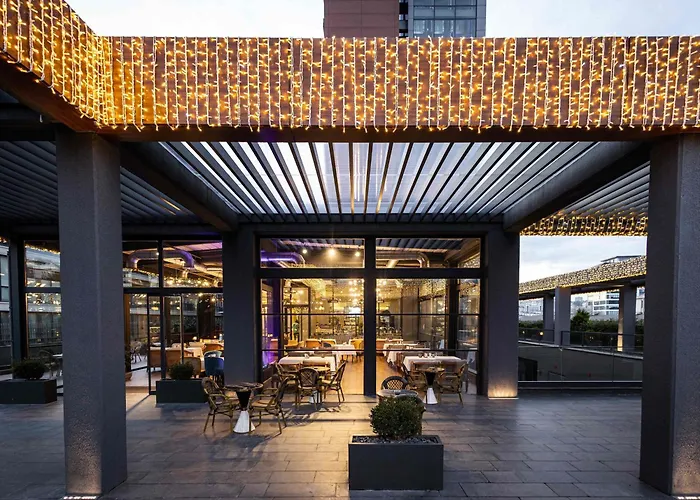  Movenpick Living Istanbul West