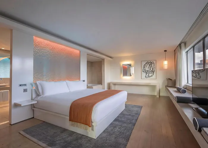 Hot Tub in Room Morrison Dublin, Curio Collection By Hilton