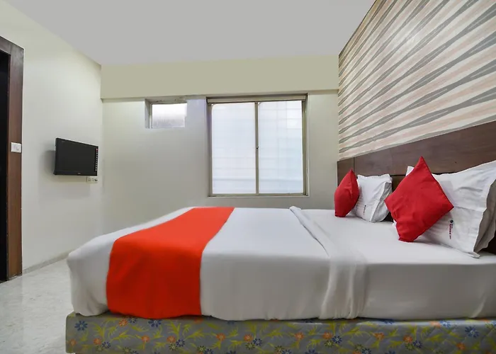 Hotel O Sunshine Inn Near Pune Railway Station
