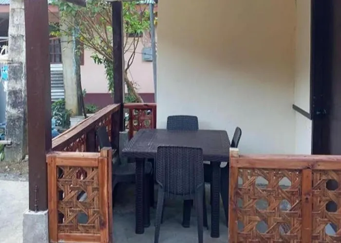 Bale Cabugao Cottages Rental El Nido overlooking Beach
