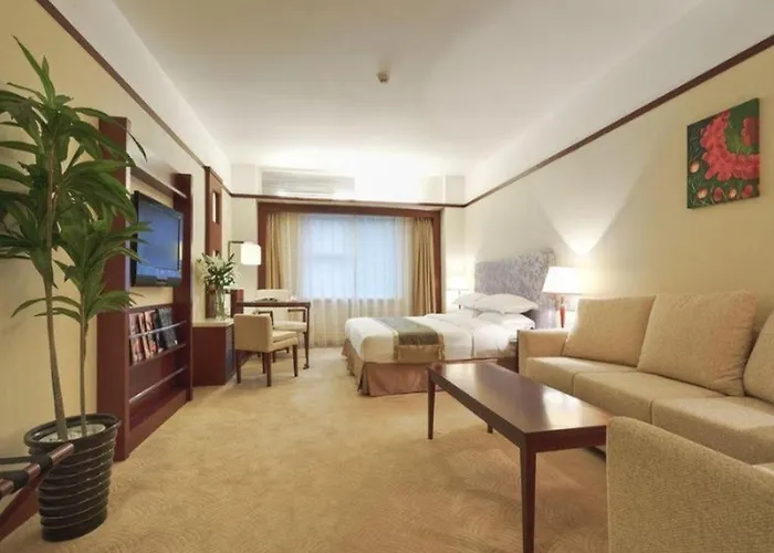 Starmoon Hotel