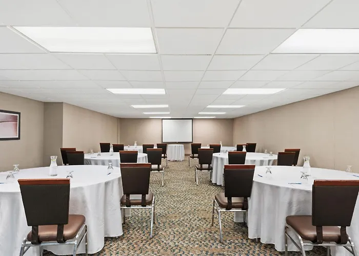 Doubletree By Hilton Hotel Wilmington