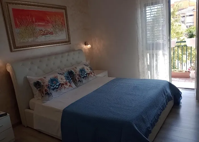 Viola Di Mare Rooms And Parking