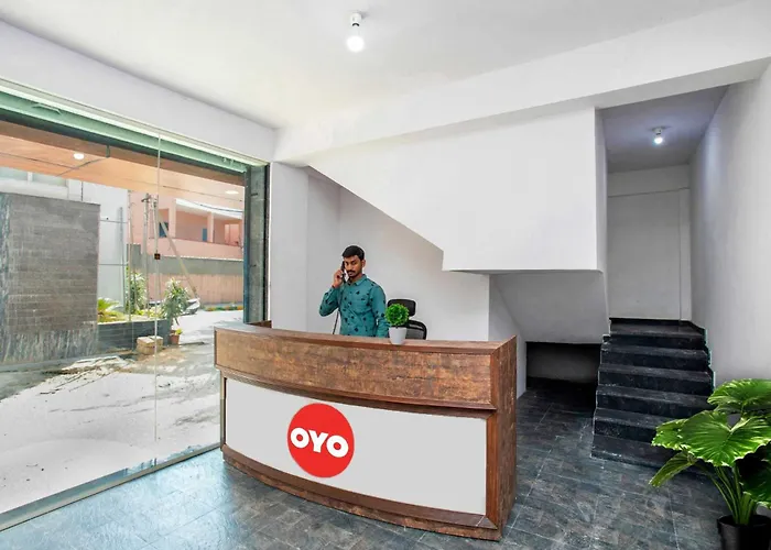 Hotel O Amster Inn