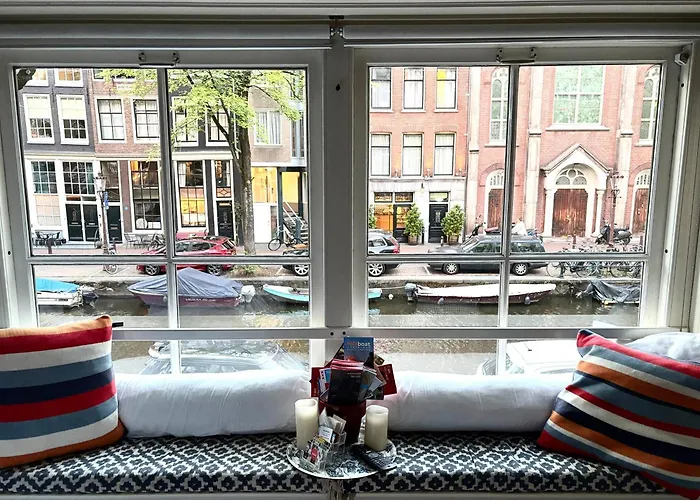 Jackie O Studio