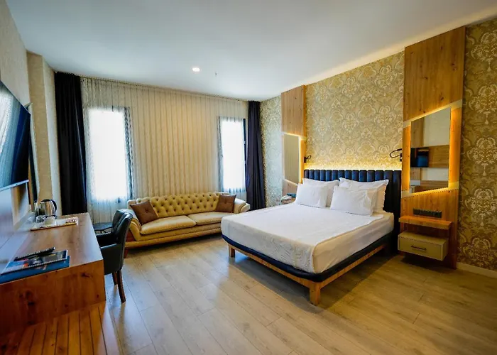 Isnova Hotel Airport