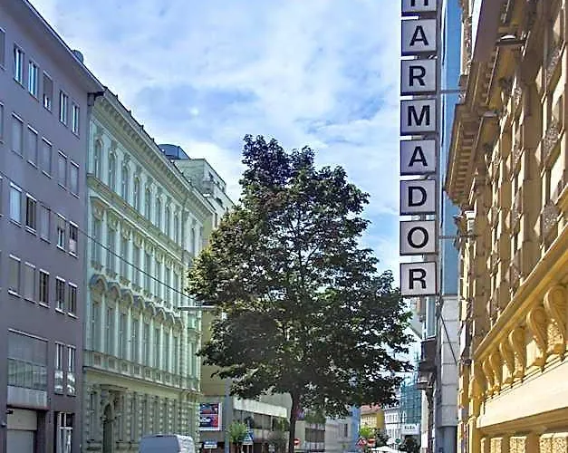  Pharmador
