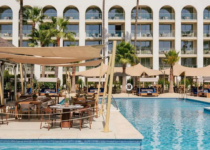 Melia Banús