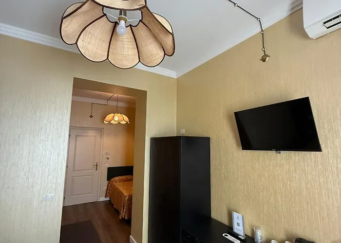 Hotel Montreal