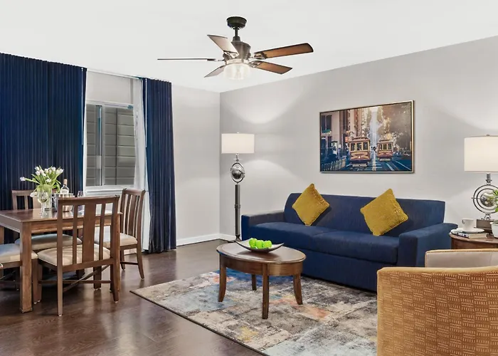 Suites At Fisherman'S Wharf