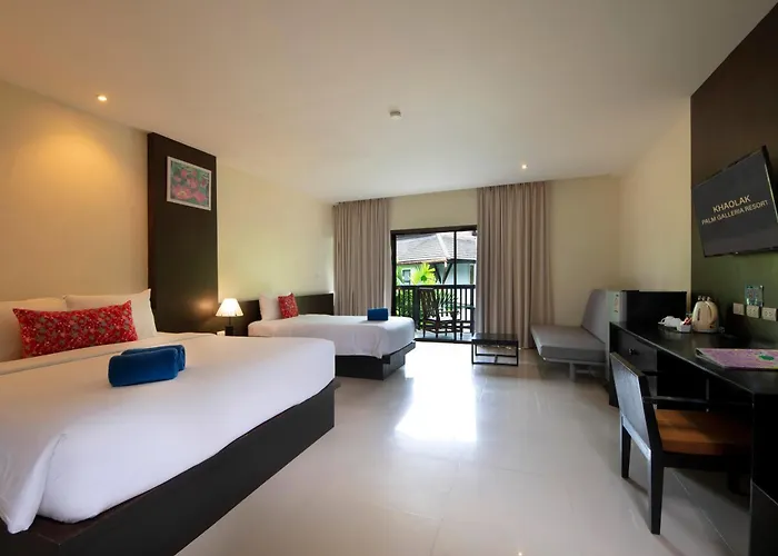 Palm Galleria Resort