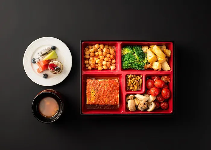 Hotels Close to Airport Hualuxe Shanghai Changfeng Park By Ihg