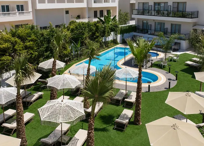 Leonidas Hotel&Apartments