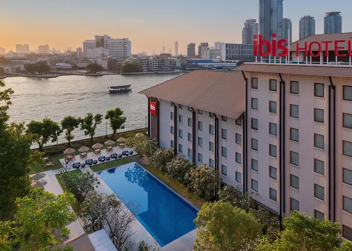 Ibis Riverside