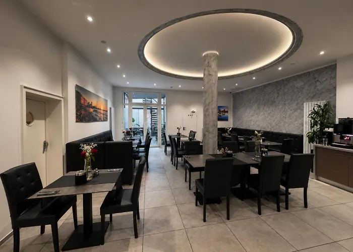 Palm Premium & Apartments