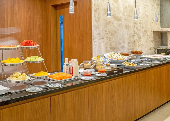 Naoum Hotel