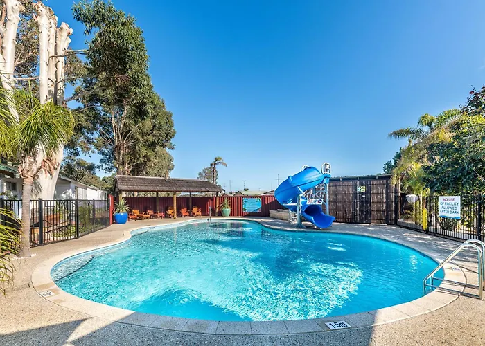 Golf hotels Mandurah Caravan And Tourist Park