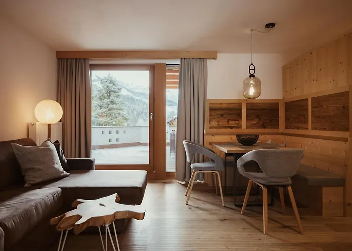 Villa Flora Mountain Lodges