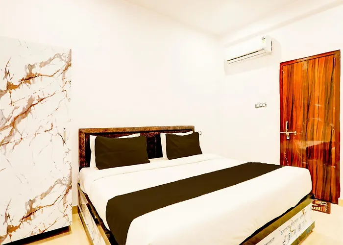 Hotel O Aditya Residency