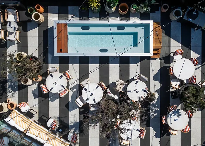 Doubletree By Hilton Nice Centre Iconic