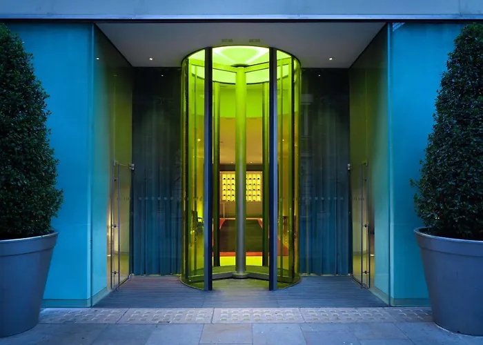 St Martins Lane