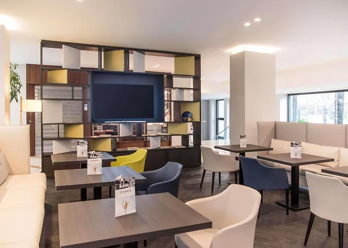 Mercure West
