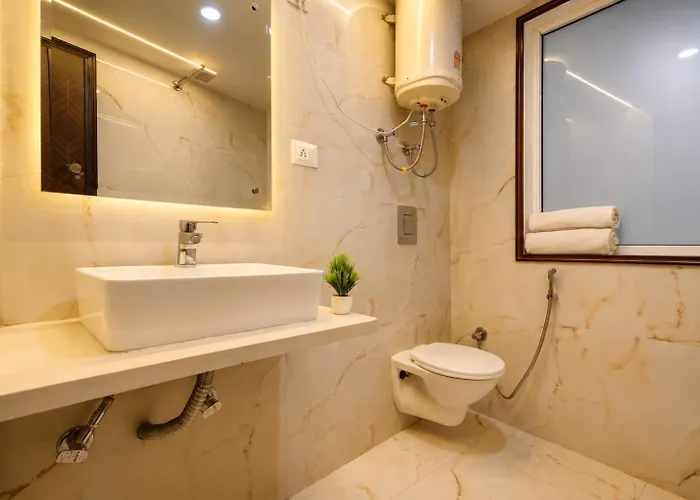 Hotel Krishna - By Rcg Hotels Near Connaught Place