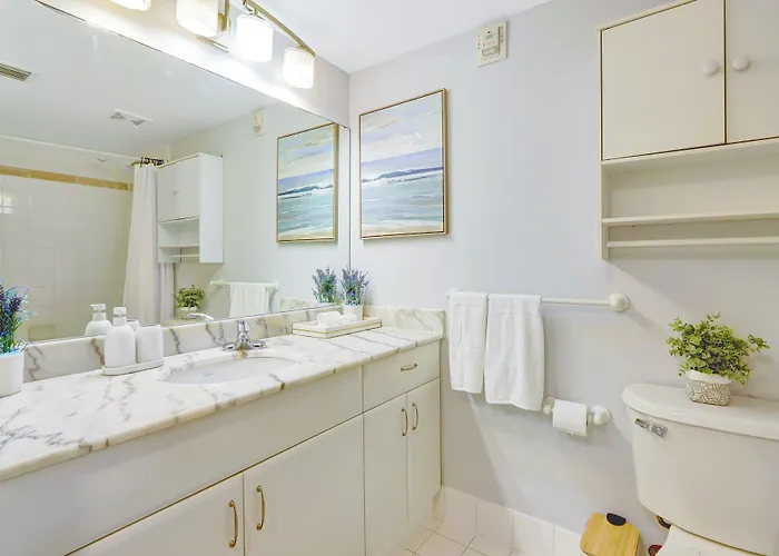 The Club At Brickell Bay Luxury Suites