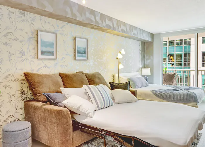 The Club At Brickell Bay Luxury Suites