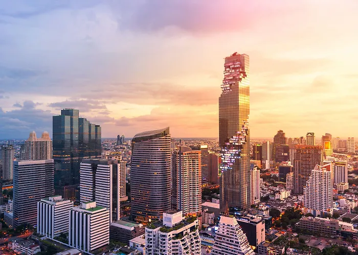 Standard, Bangkok Mahanakhon
