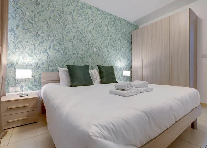 Sliema Tigne Suites