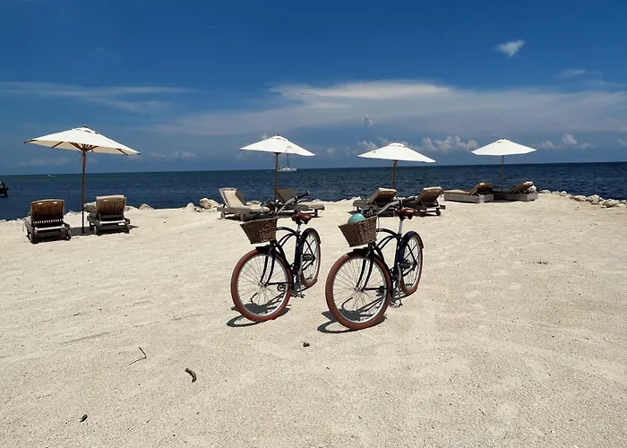 Grassy Flats Resort & Beach Club