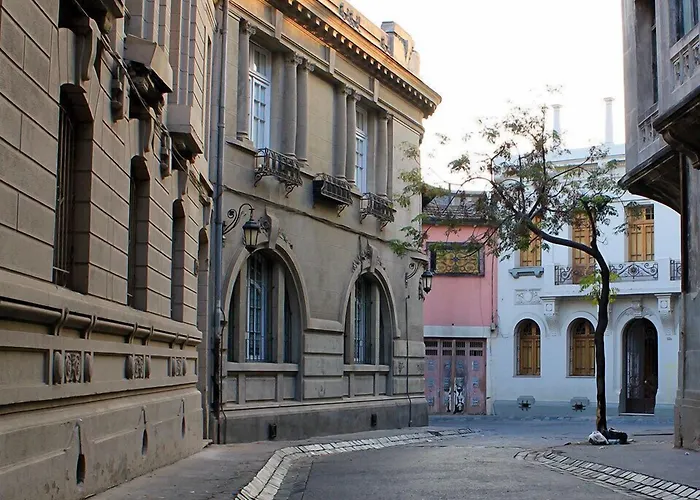  Nobile Estación Central