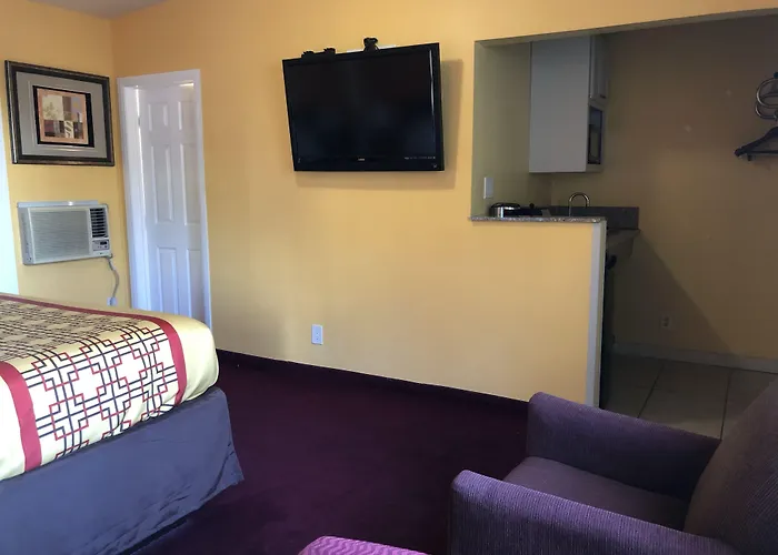 Encore Near Marina Del Rey, Culver City & Venice