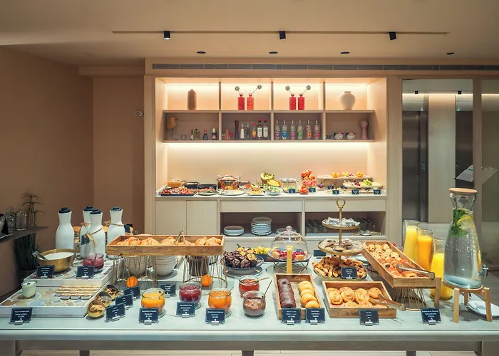 Arcelon Hotel