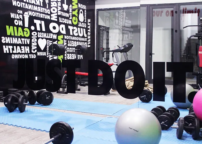 Sky Roof Hotel