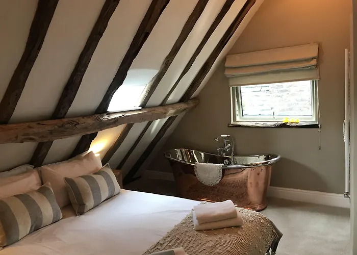 Pets Allowed Hotel Galtres Lodge & Forest Restaurant