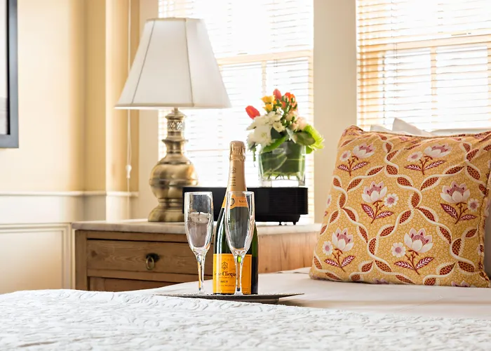 Brass Key Guesthouse Adults Only