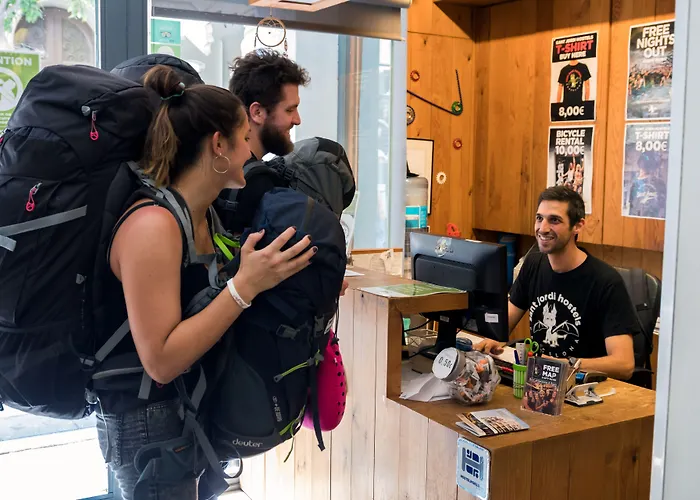 The Hostels Sant Jordi s Gracia