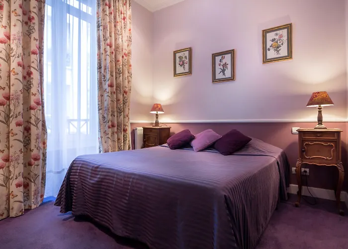 Hotel Des Arts - Cite Bergere