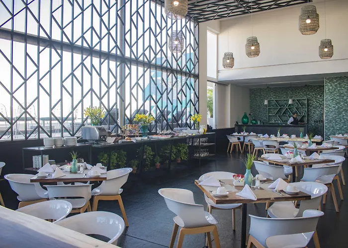  Square Small Luxury - Nuevo Consulado