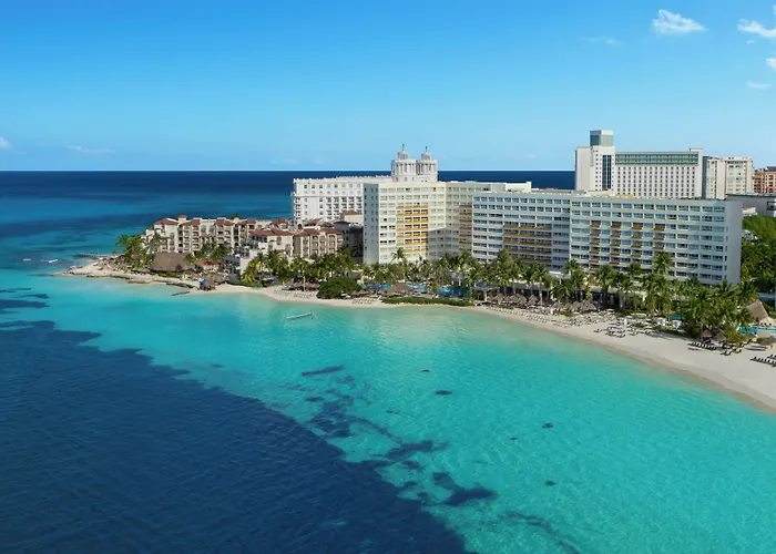 Dreams Sands Cancun Resort & Spa (Adults Only)