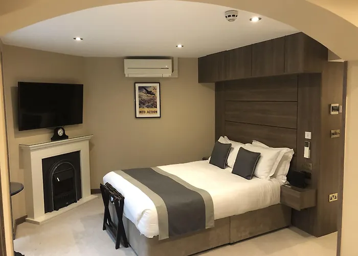 St Paul'S Hotel