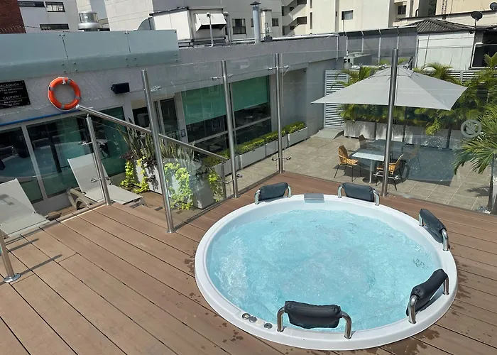 Hampton By Hilton Cali