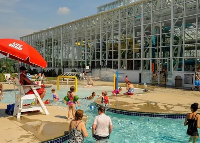 Big Splash Adventure Hotel And Indoor Water Park
