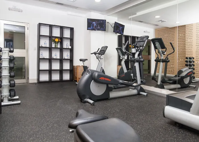 Wyndham Garden Cancun Downtown