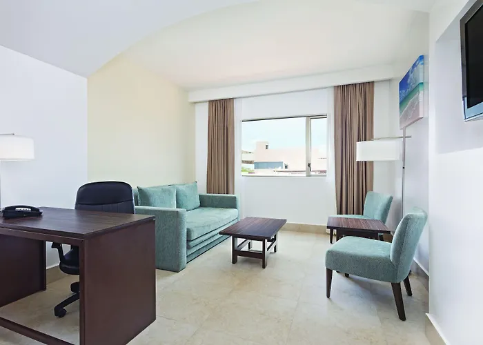 Wyndham Garden Cancun Downtown