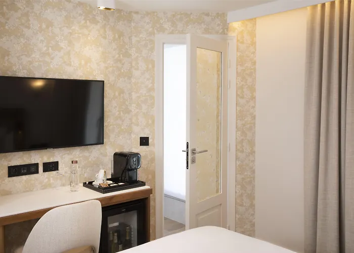 Hotel Des Champs-Elysees